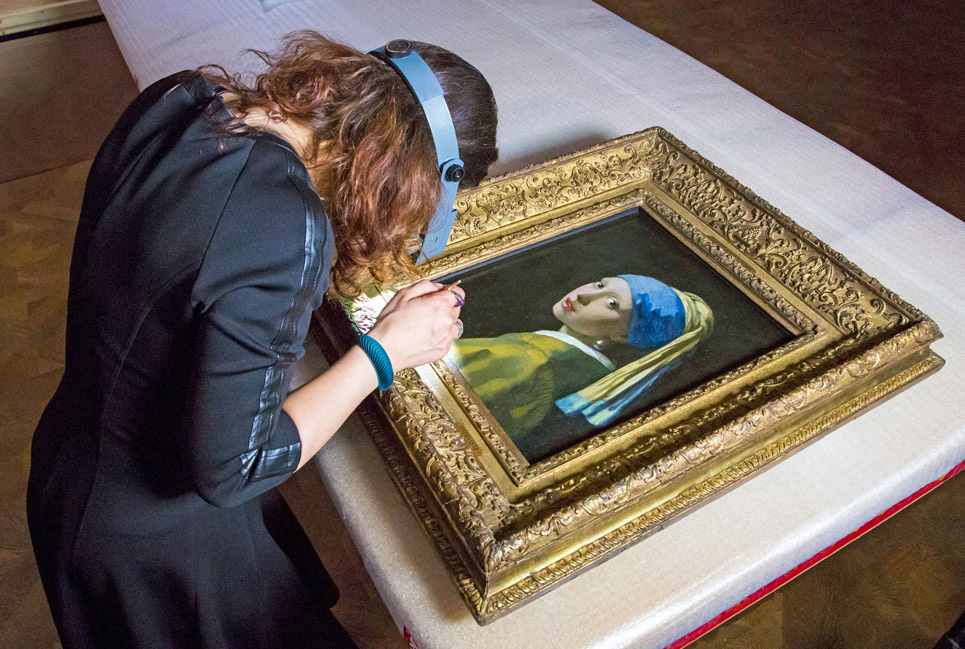 Rijksmuseum girl with hot sale a pearl earring